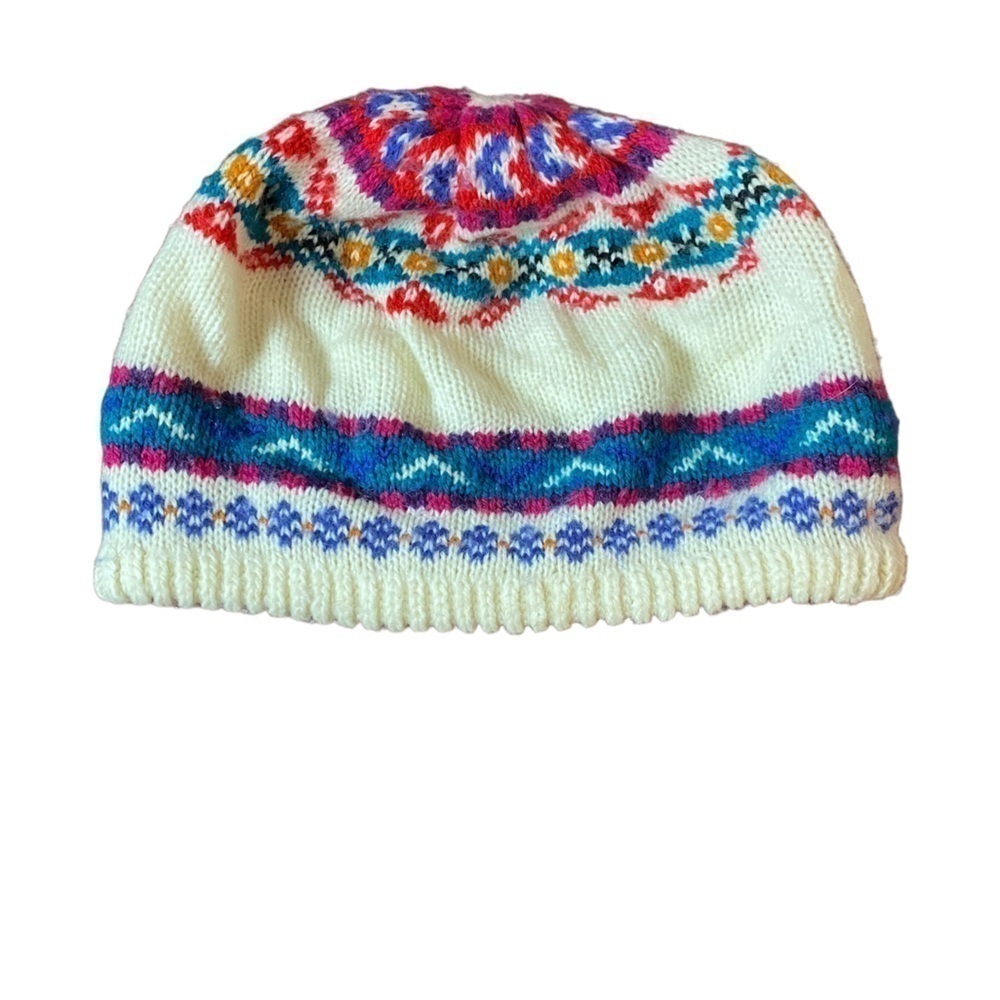 Isotoner Y2K Acrylic Graphic Beanie Hat O/S